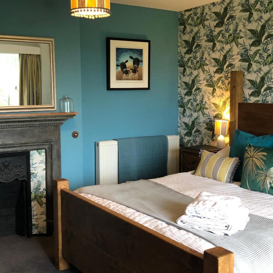 The Hollow Bed And Breakfast Great Longstone Exterior foto