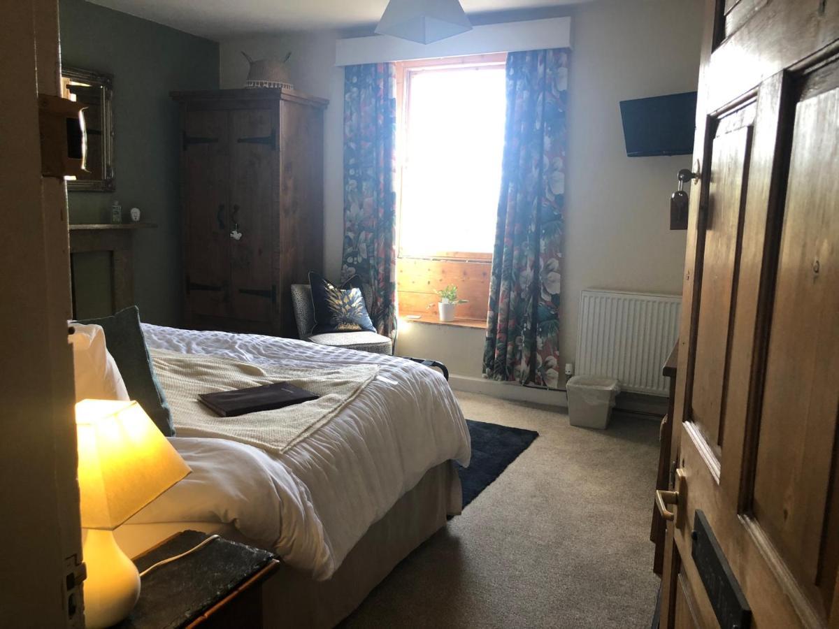 The Hollow Bed And Breakfast Great Longstone Exterior foto